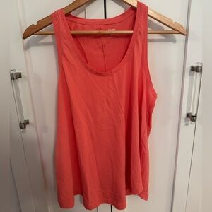 Old navy coral tank top size S lose fit